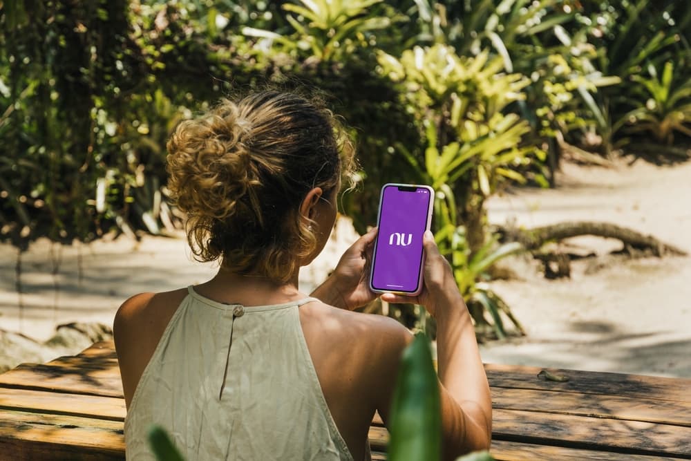 Nubank soluciona falha que travou Pix temporariamente