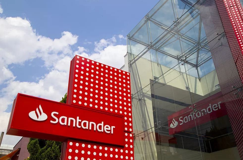 Santander desembolsa US$ 12,2 bi por banco dos EUA