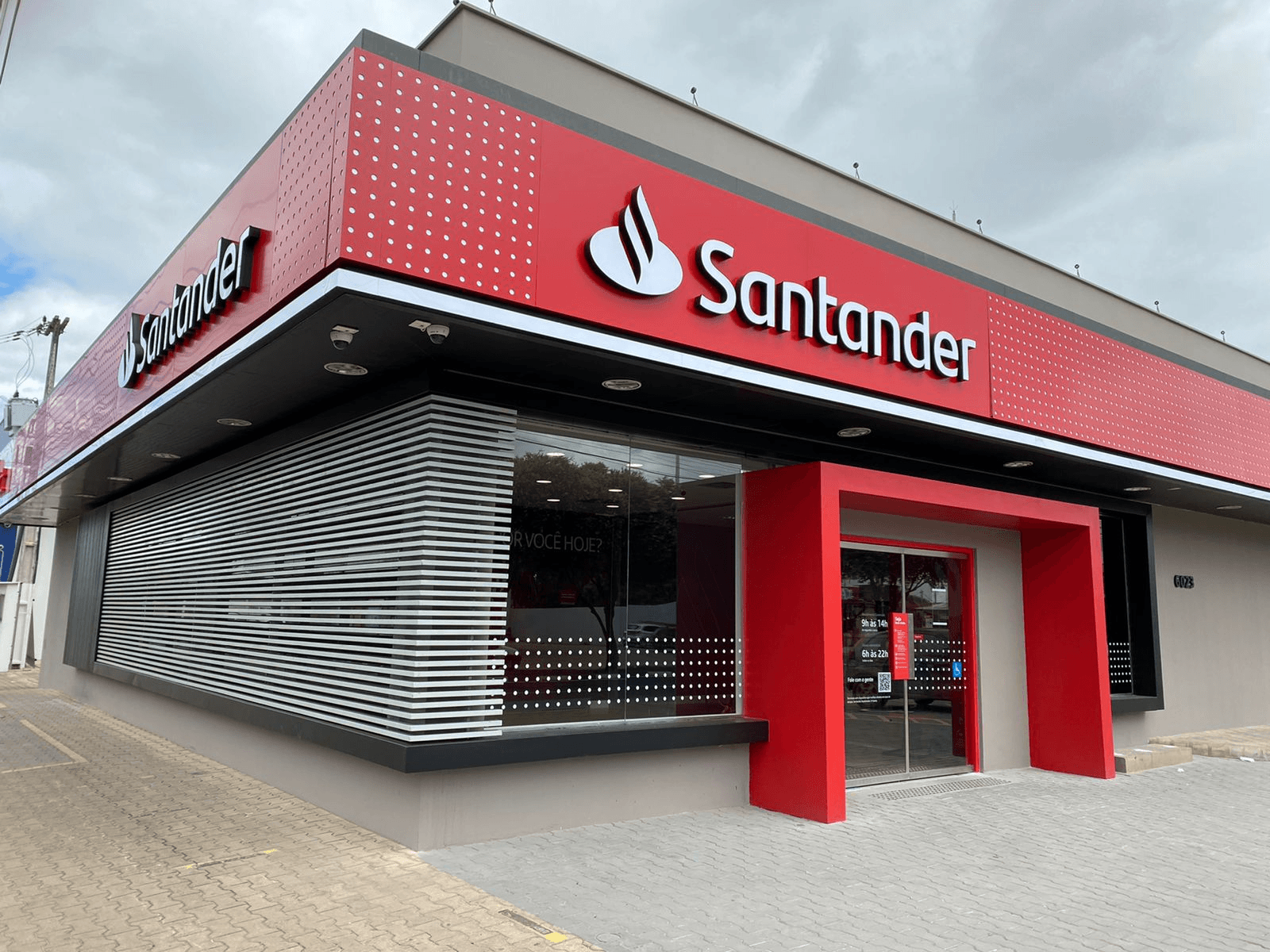 Santander conecta Pix ao limite do cartão de crédito