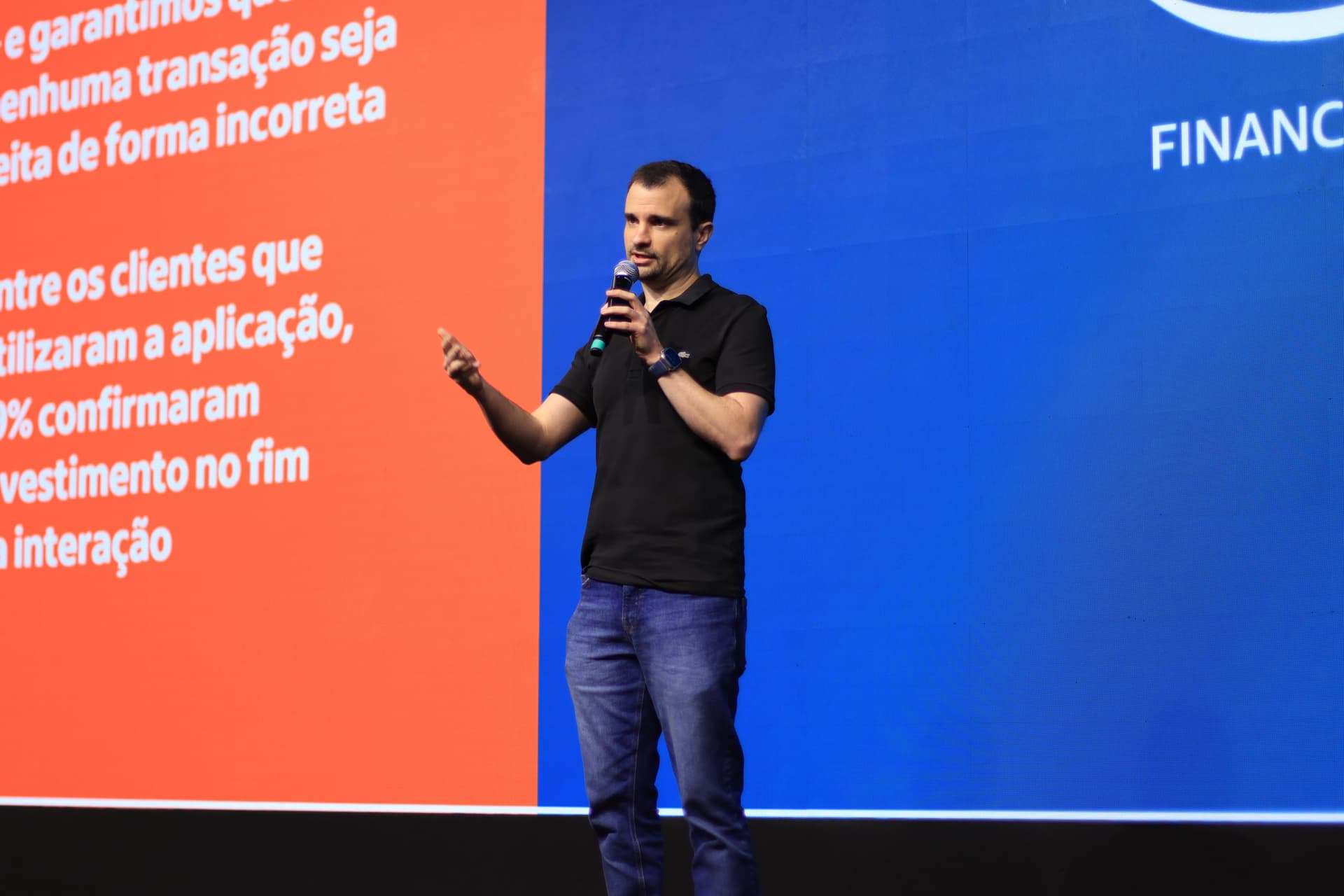 Itaú aposta em IA colaborativa e rede de pesquisa científica