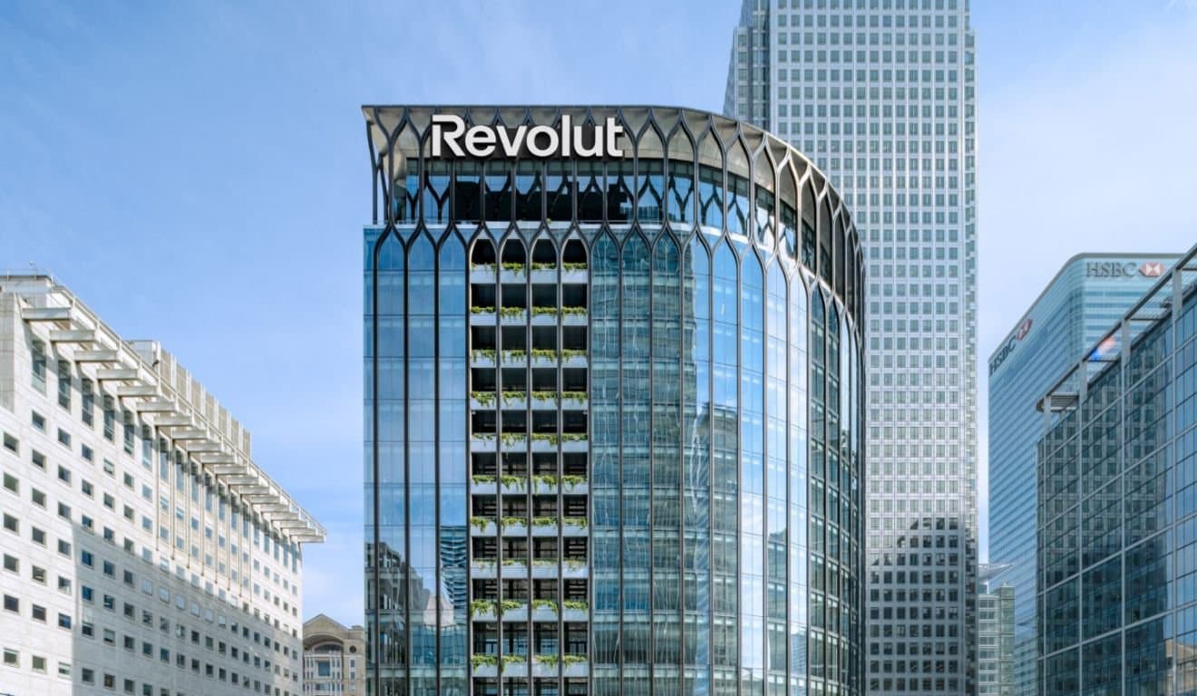 Revolut estreia como banco no México e desafia Nubank