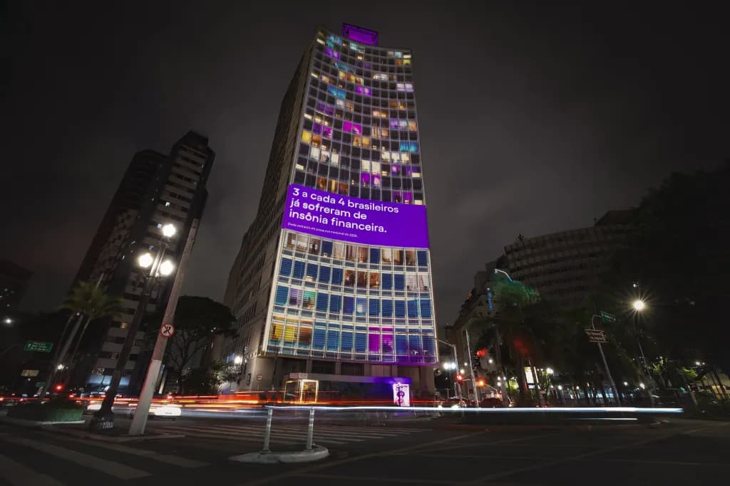 Nubank lança campanha Faz Valer com Legião Urbana