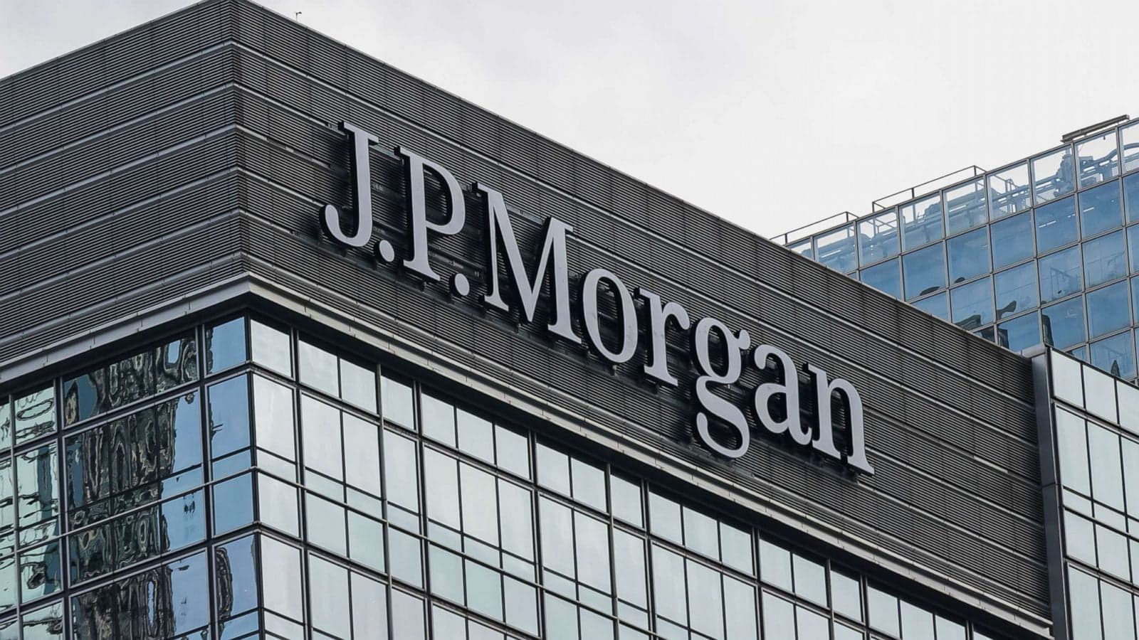 JPMorgan economiza US$ 2 bi com IA, mas rivais não medem ROI