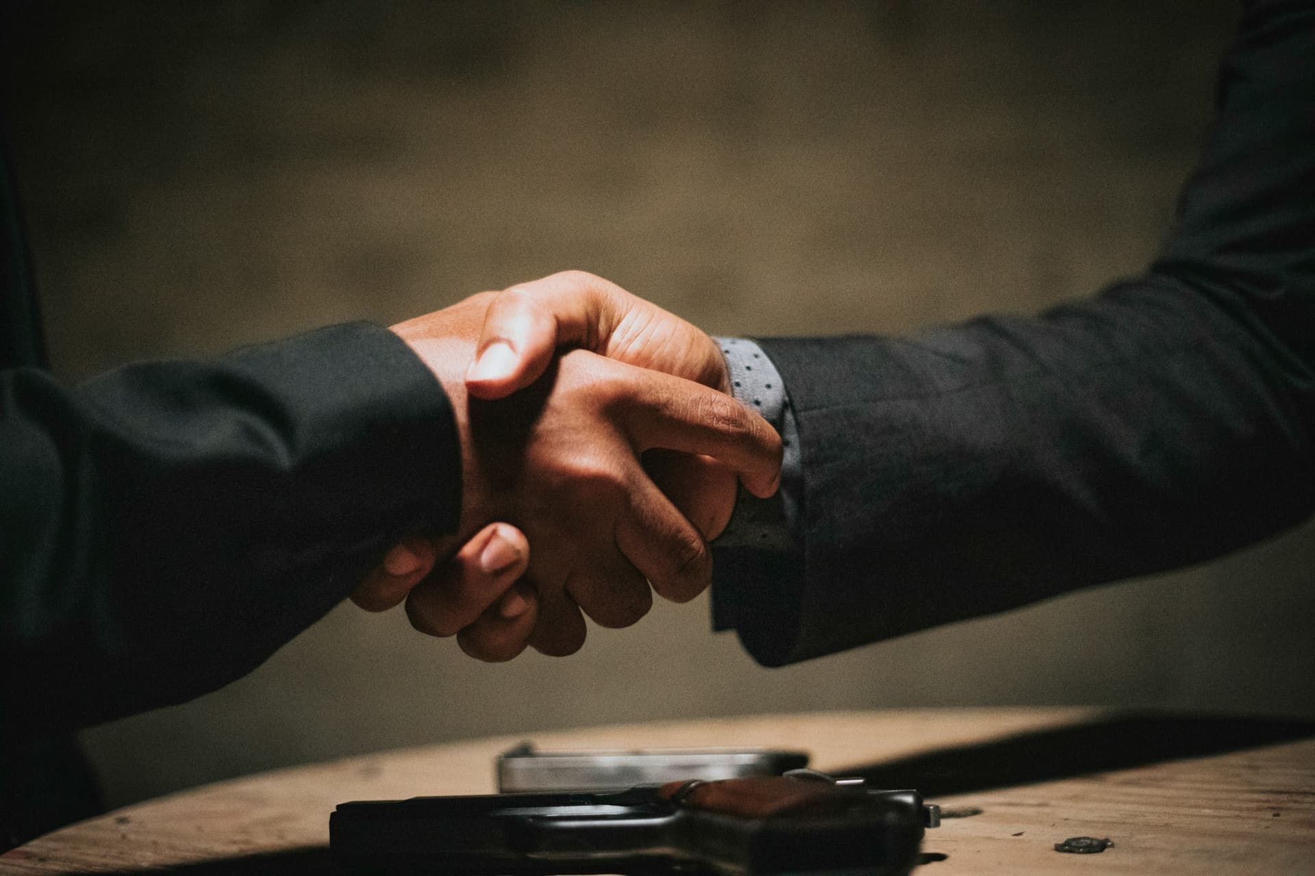 SoFi compra Composer e lança investimento com IA