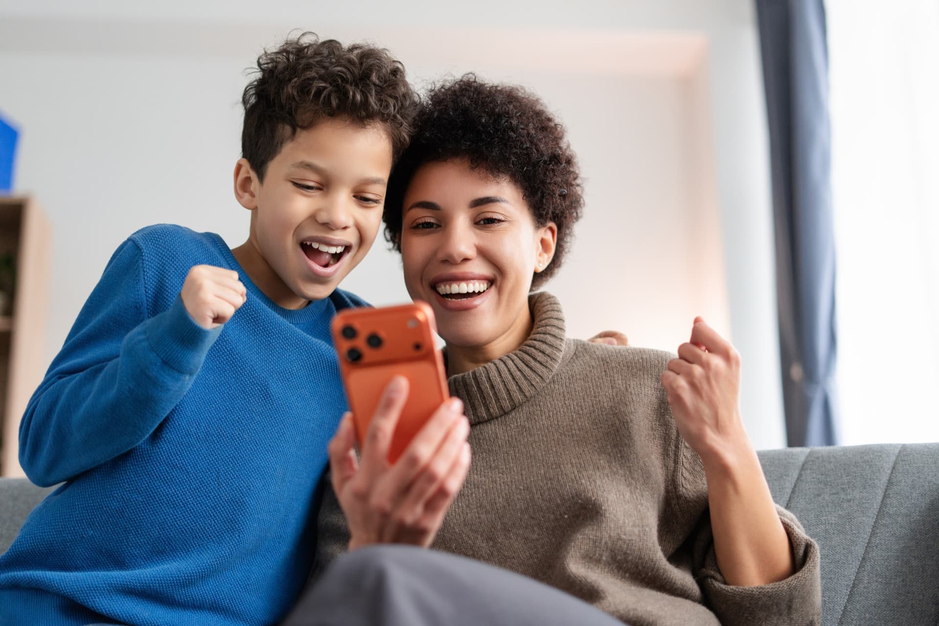 Itaú Personnalité lança conta para filhos e mira família inteira