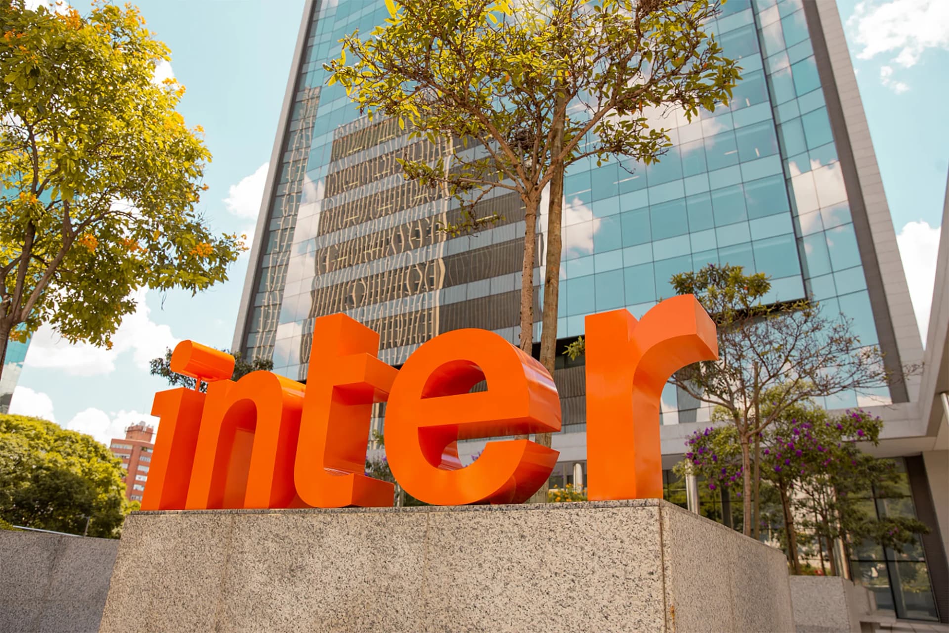Inter oferece até 98% de desconto na renegociação de dívidas