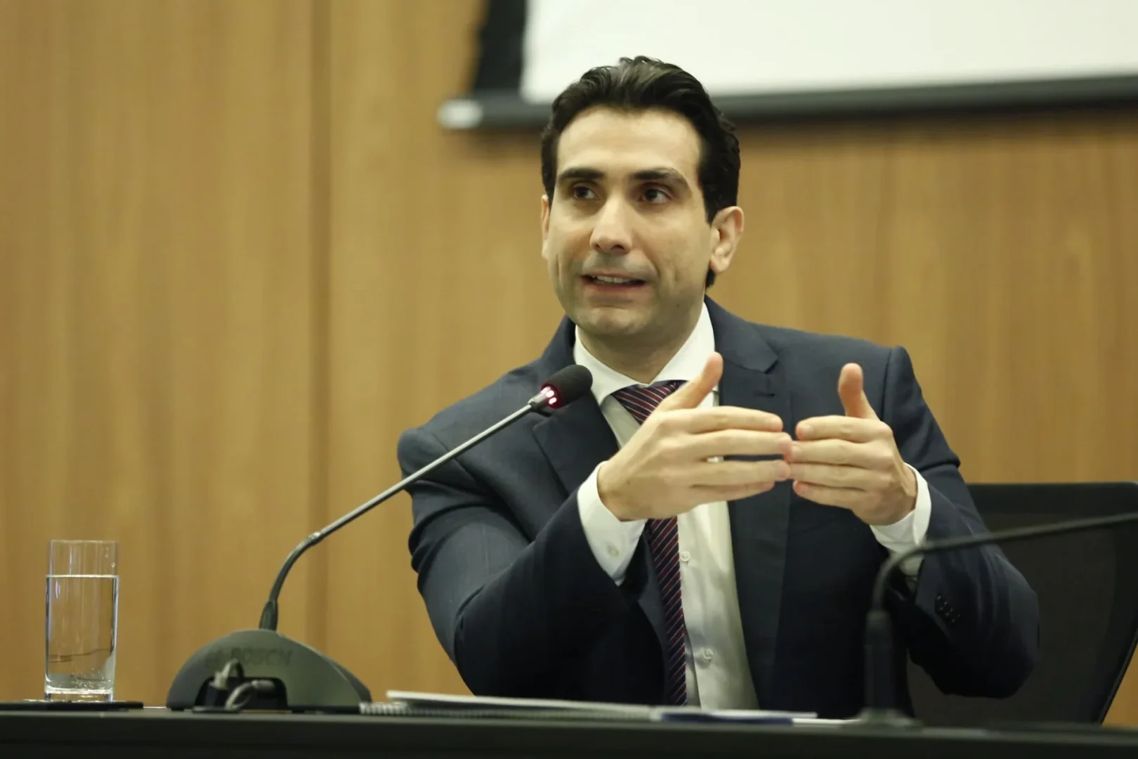 Galípolo: Pix terá de ser ‘aceito’ após crítica dos EUA