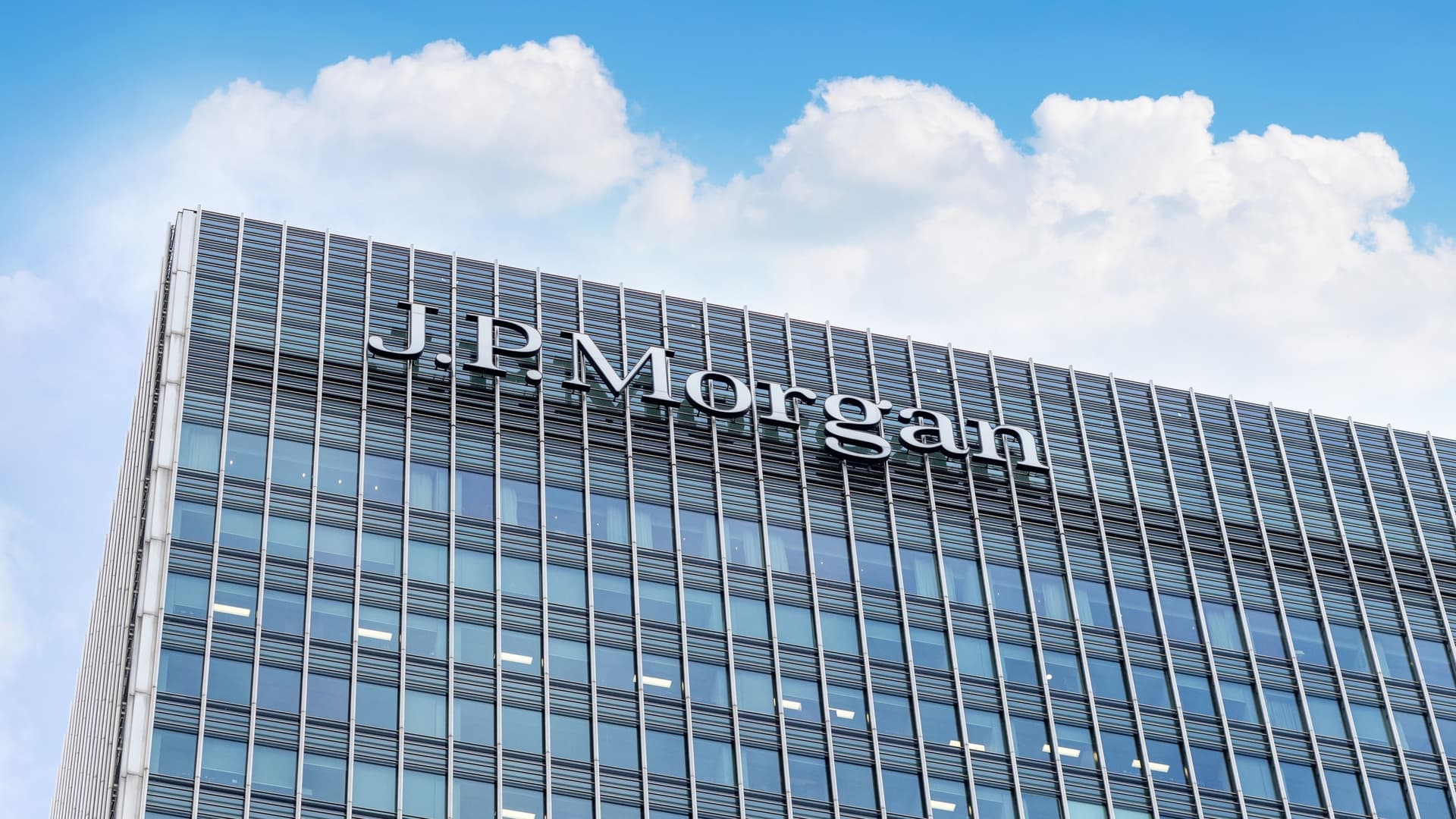J.P. Morgan alerta para fragilidades no crédito brasileiro