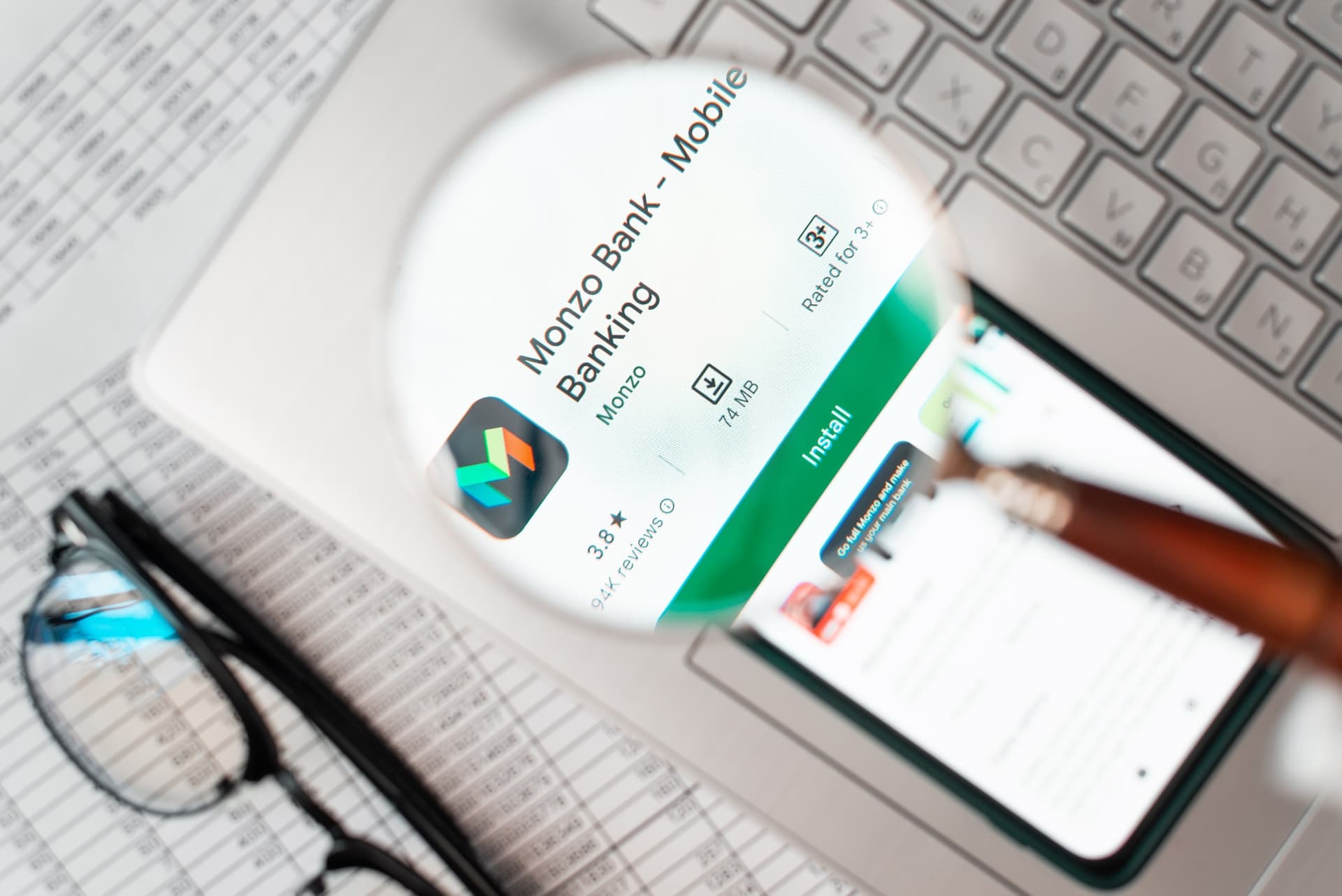 Monzo lança remessa em naira para Nigéria via Wise