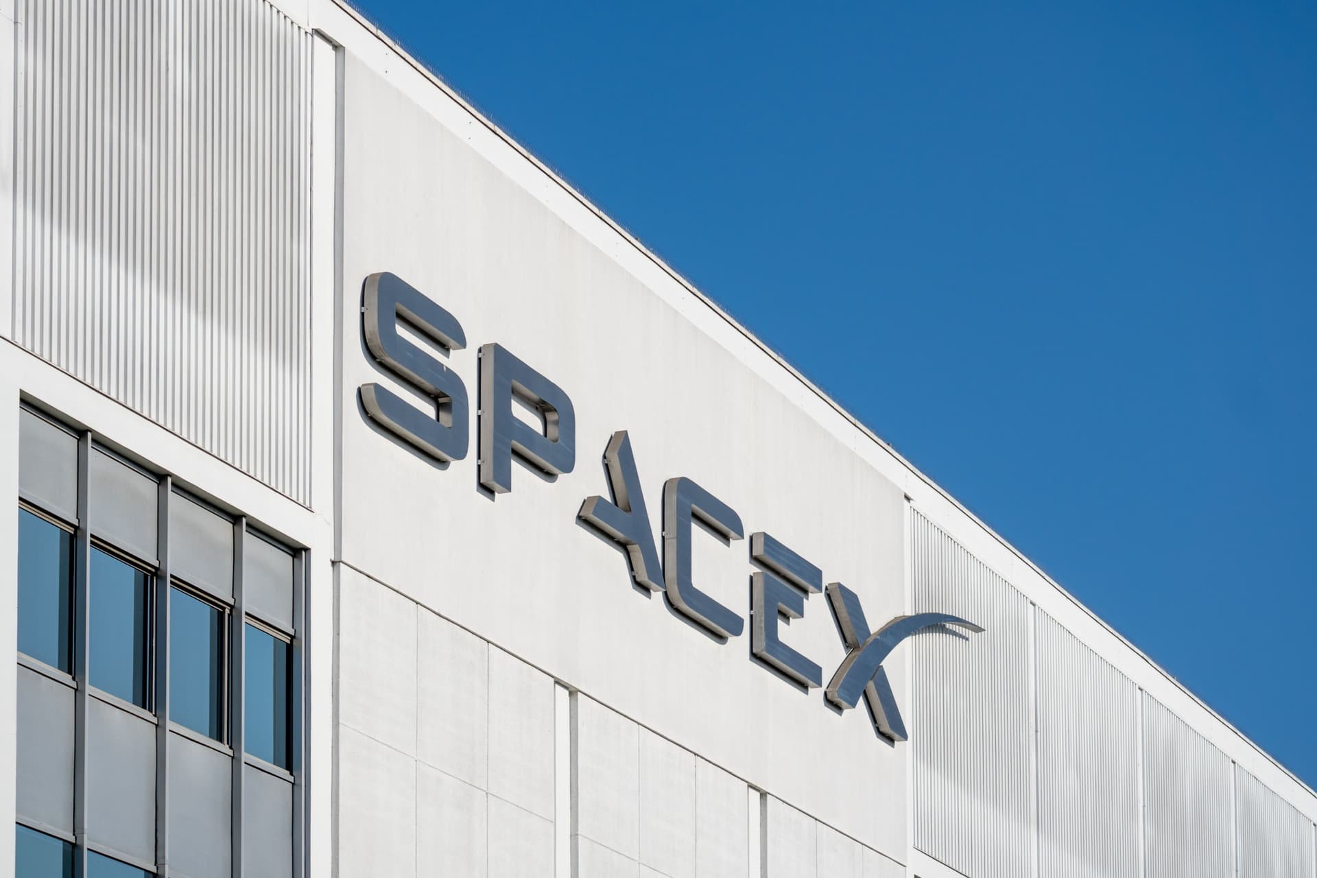 SpaceX registra IPO mirando mercado de IA de US$ 26,5 tri