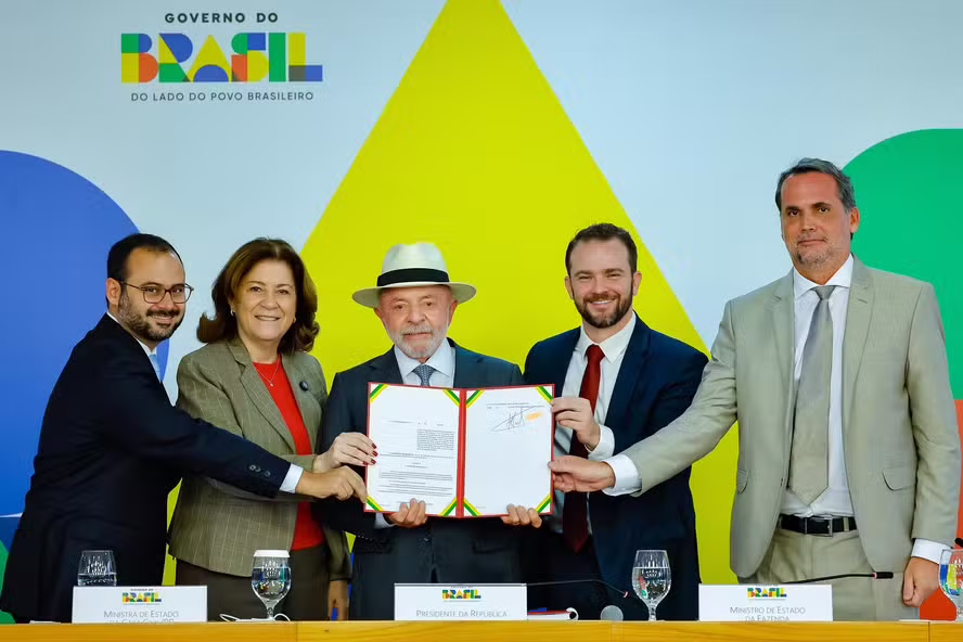 Novo Desenrola tem R$ 100 bi e mira endividado adimplente