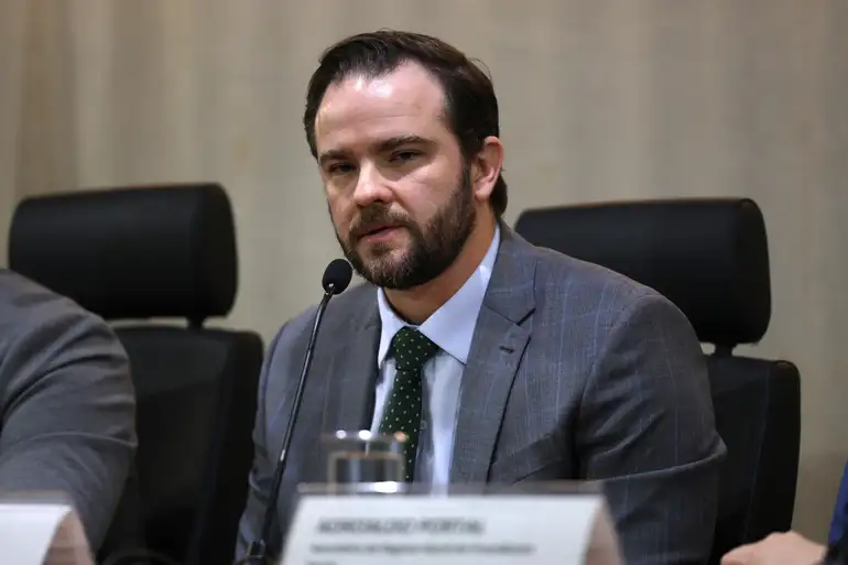 Durigan: governo dará garantia a juro de informal adimplente