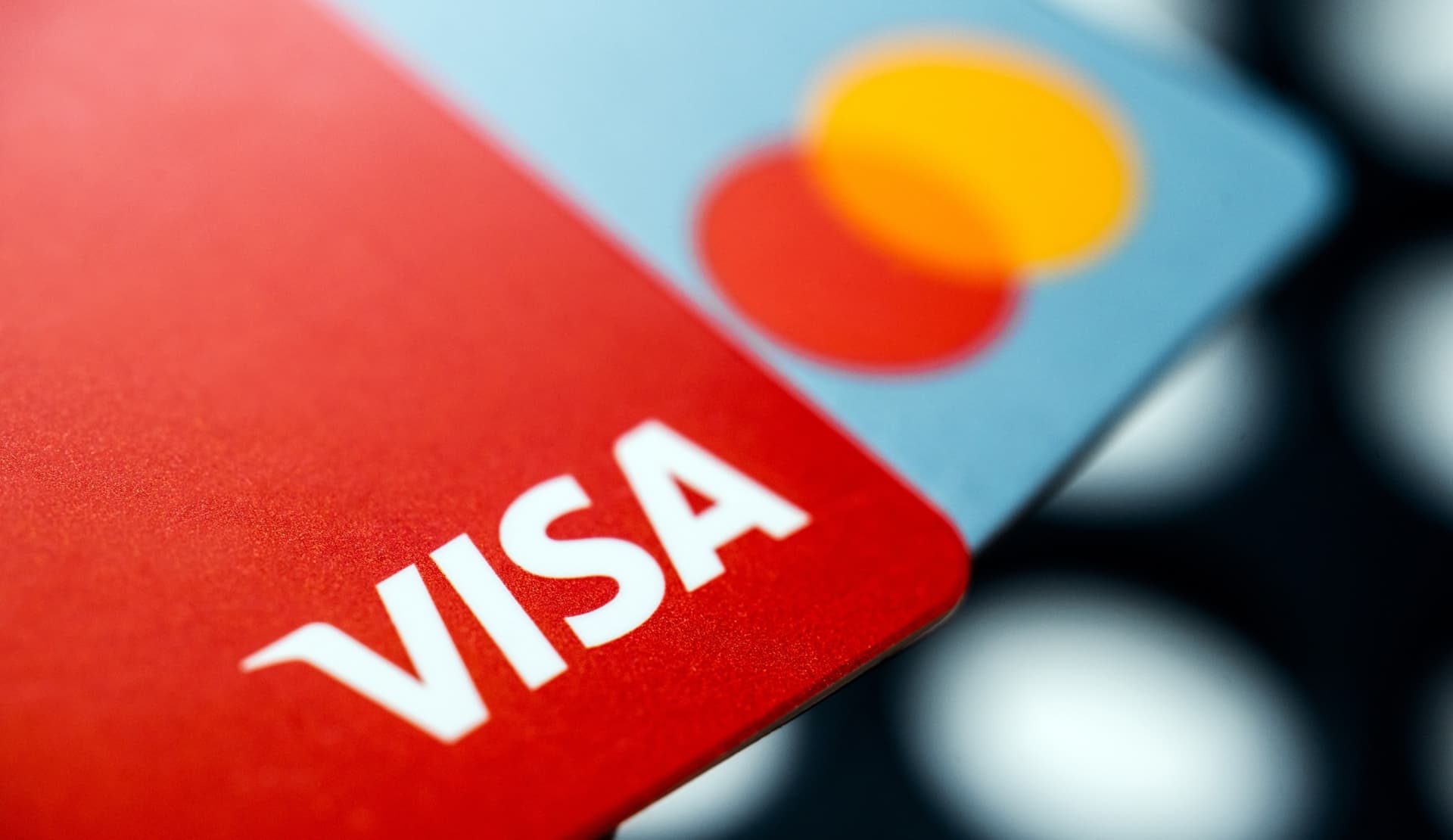 Visa e Mastercard põem token no comando do comércio com IA