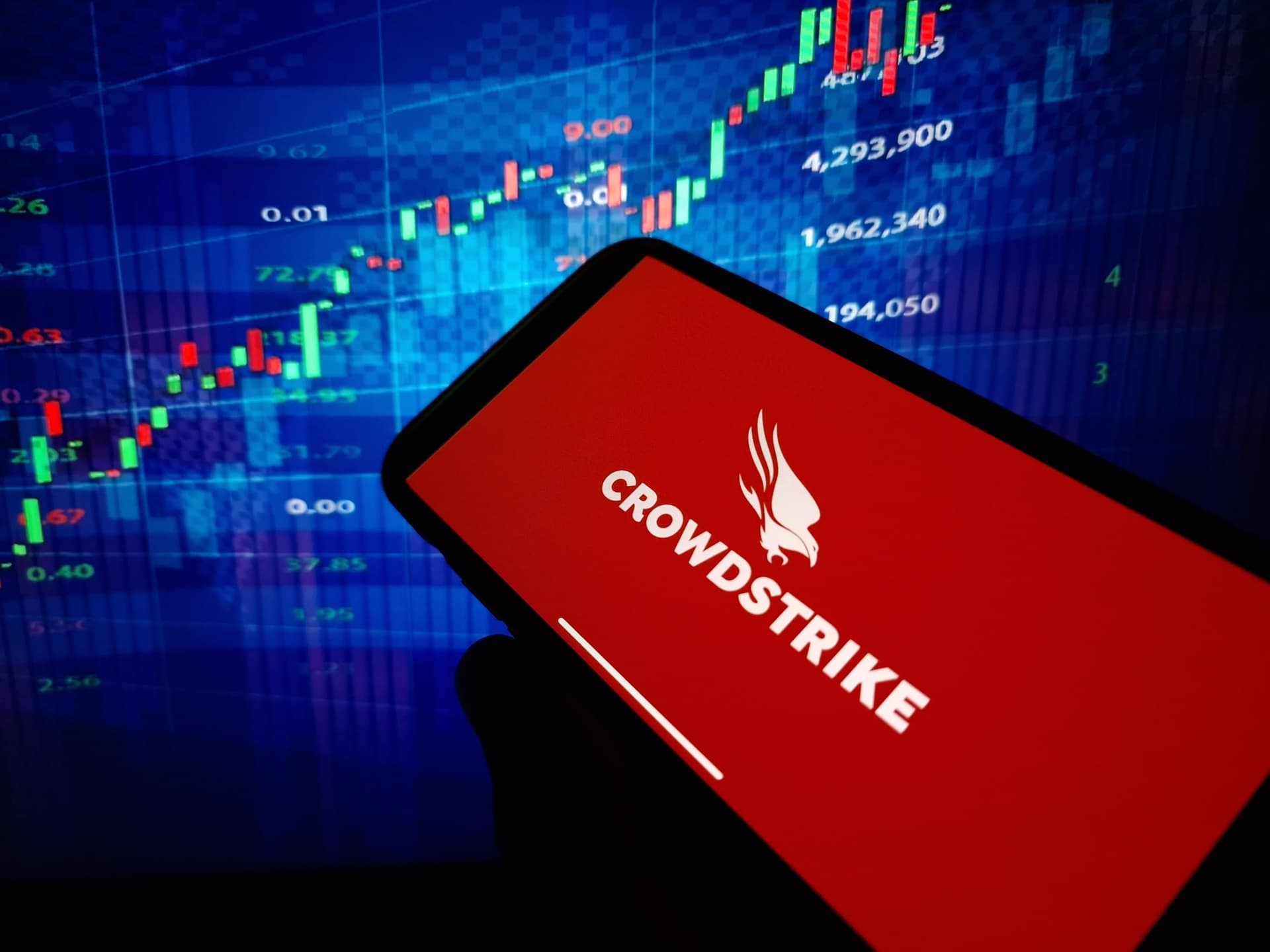 CrowdStrike apresenta identidade contínua para agentes de IA