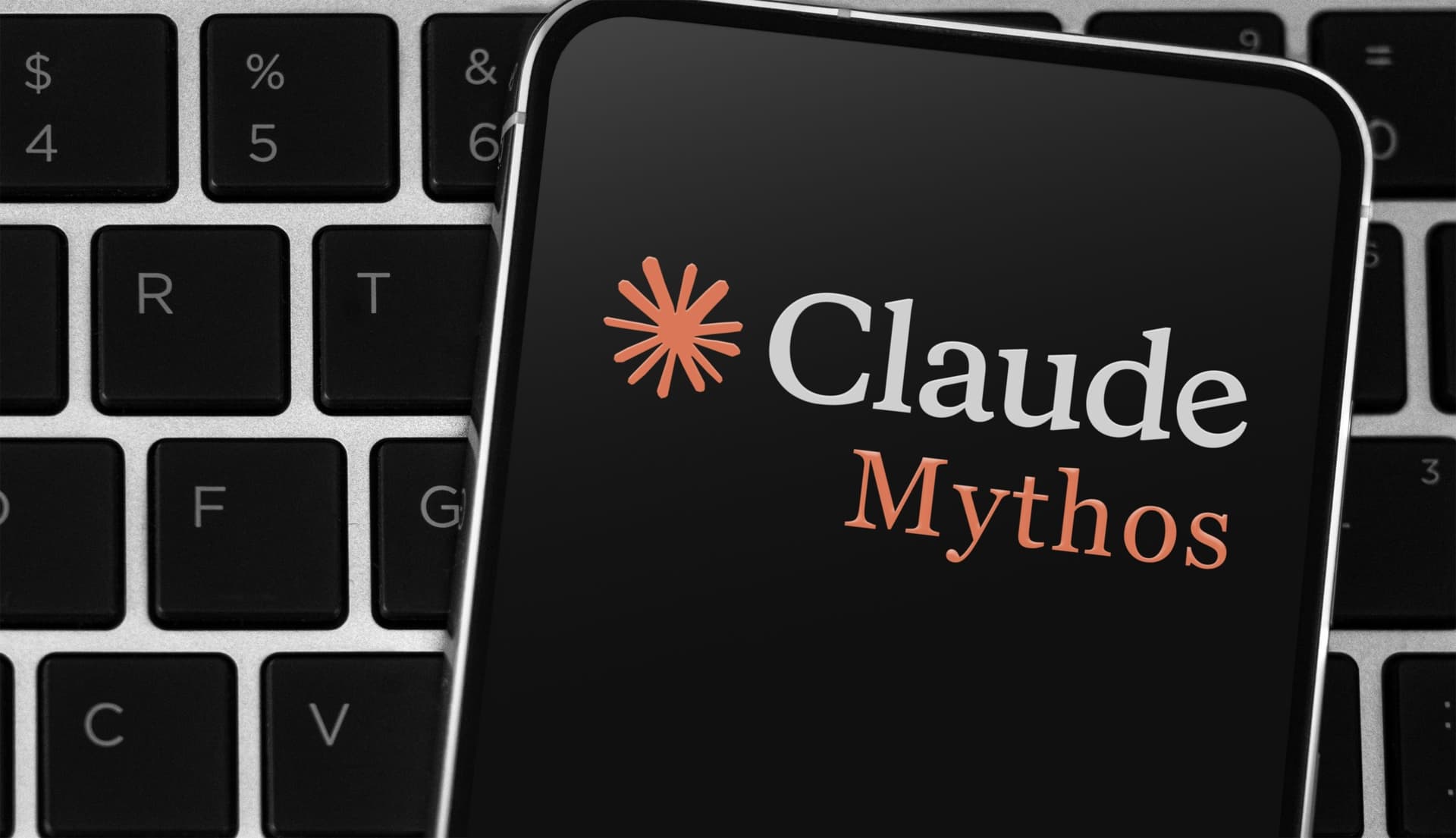 120 profissionais pedem fim do bloqueio à Mythos