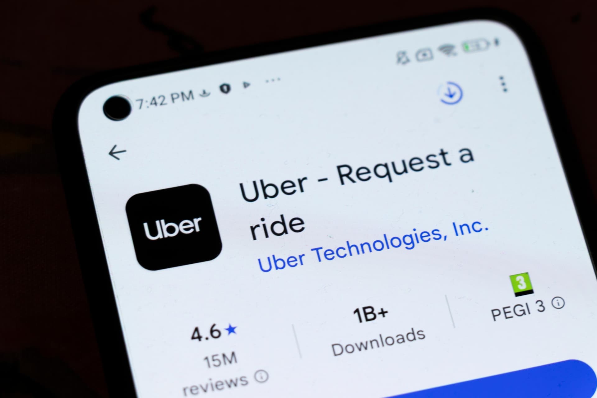 Uber investe em fintech chilena para financiar entregador